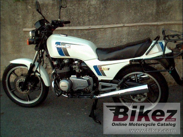 Big chesslitz z 400 f picture and wallpaper from Bikez.com